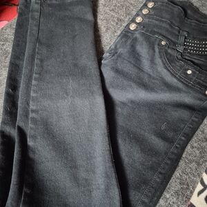 Tush Push Women's Boyfriend Jeans - Black